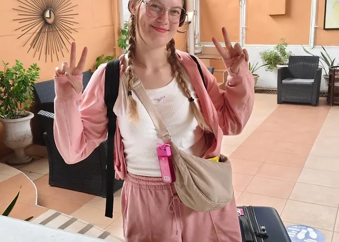 Little Norway - Mactan Cebu International Airport イン マクタン